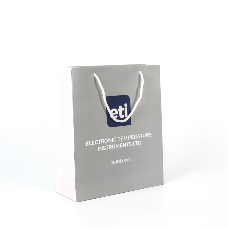 OEM customized Paper Bags with high quality